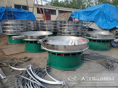 1500旋振篩裝機 1500旋振篩裝機